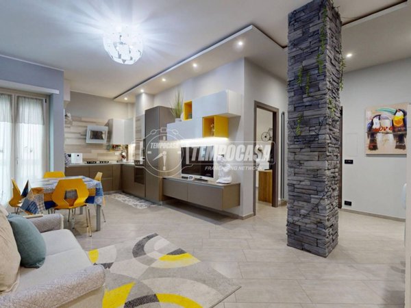 appartamento in vendita a Rivoli in zona Cascine Vica