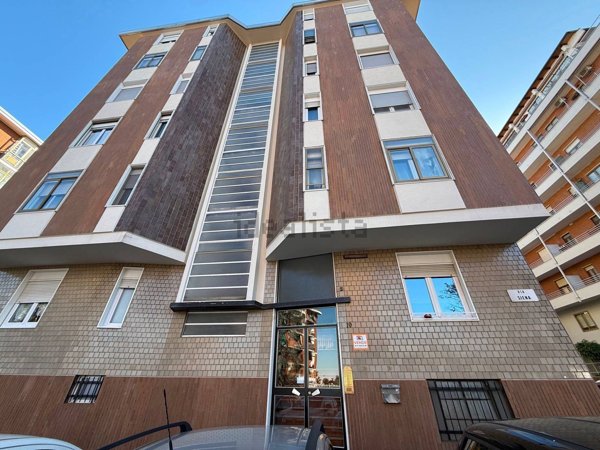 appartamento in vendita a Rivoli in zona Cascine Vica