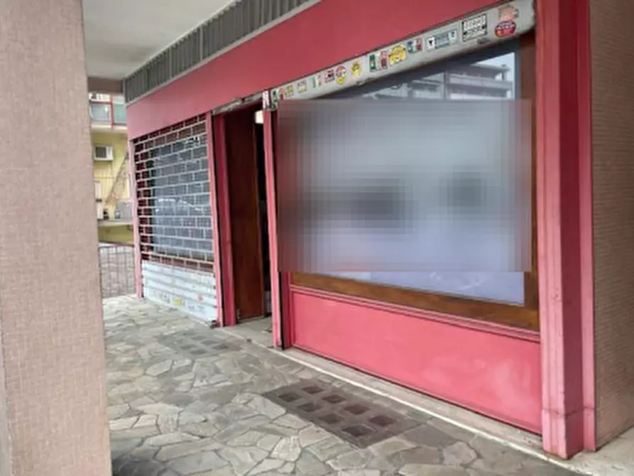 negozio in vendita a Rivoli