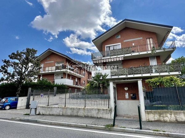 appartamento in vendita a Rivoli in zona Cascine Vica