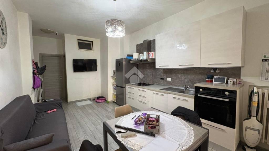 appartamento in vendita a Rivoli in zona Cascine Vica