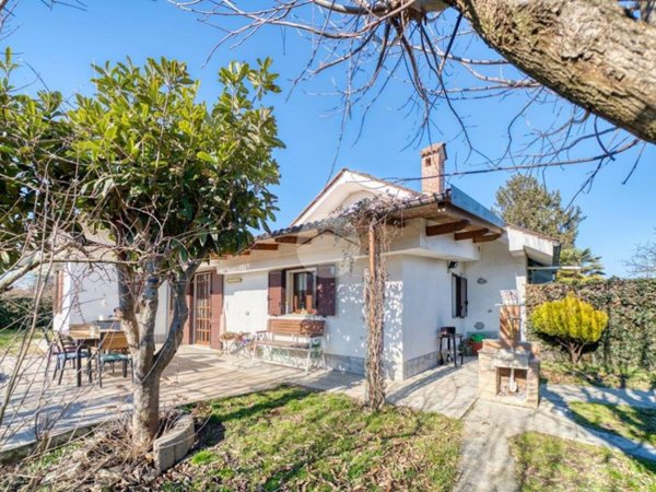 casa indipendente in vendita a Rivoli in zona Bruere