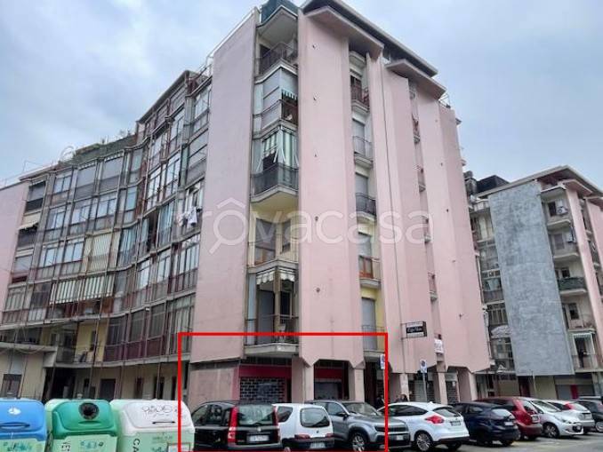 negozio in vendita a Rivoli