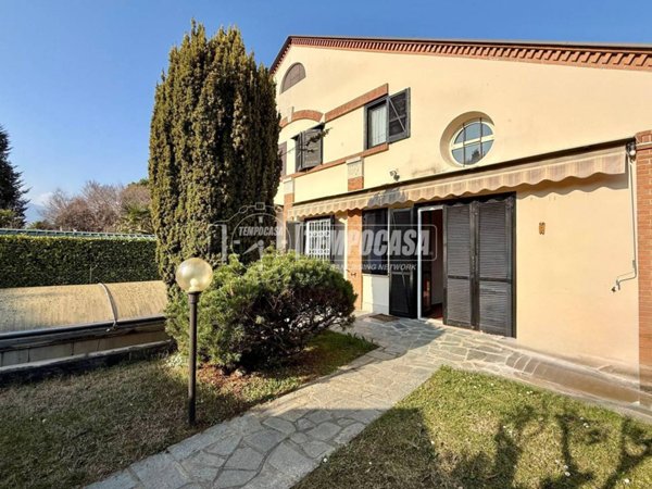 casa indipendente in vendita a Rivoli