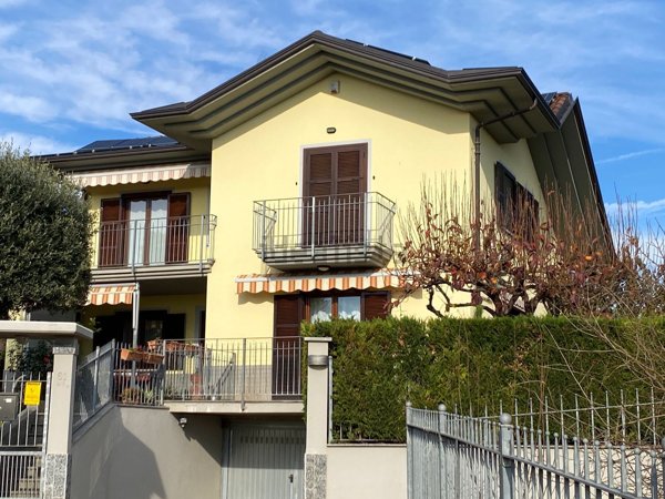 casa indipendente in vendita a Rivoli