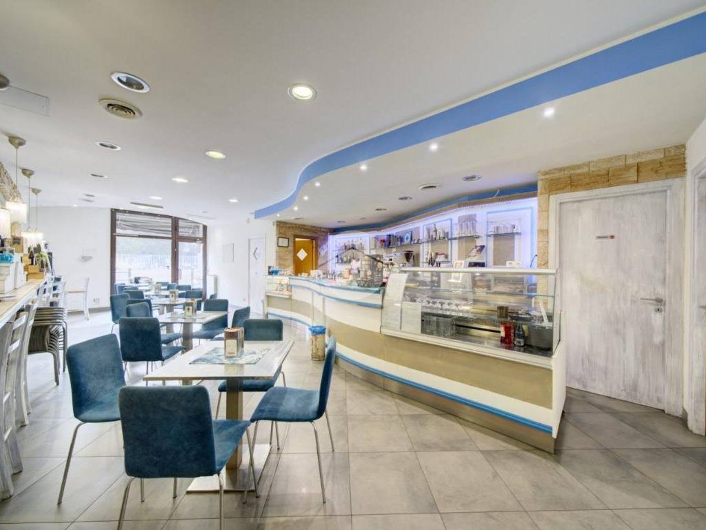 negozio in vendita a Rivoli