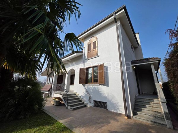 casa indipendente in vendita a Rivoli in zona Bruere