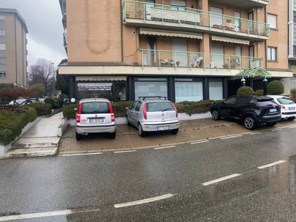 negozio in vendita a Rivoli