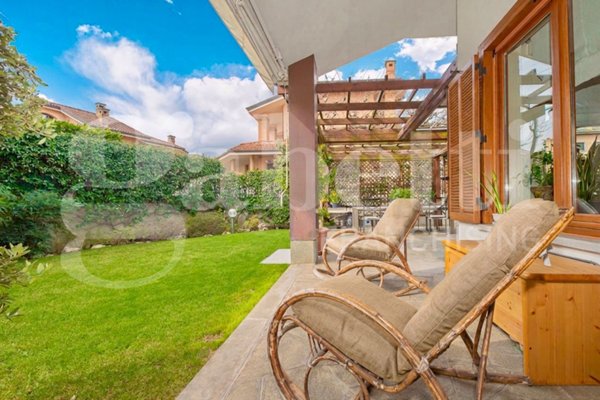 casa indipendente in vendita a Rivoli
