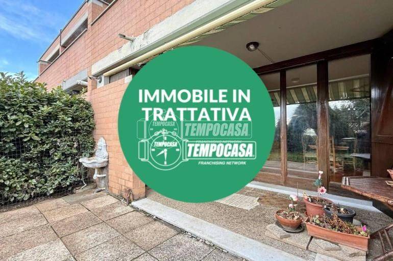 casa indipendente in vendita a Rivoli in zona Cascine Vica
