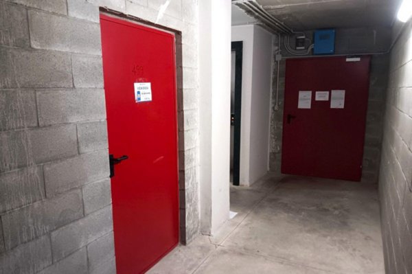 locale di sgombero in vendita a Rivoli