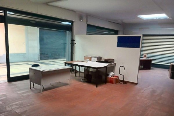 negozio in vendita a Rivoli