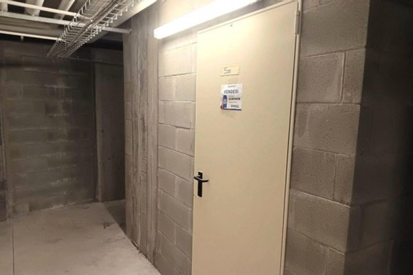 negozio in vendita a Rivoli