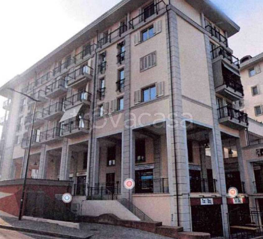 negozio in vendita a Rivoli