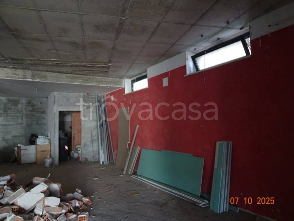 negozio in vendita a Rivoli