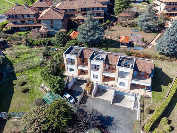 casa indipendente in vendita a Rivoli