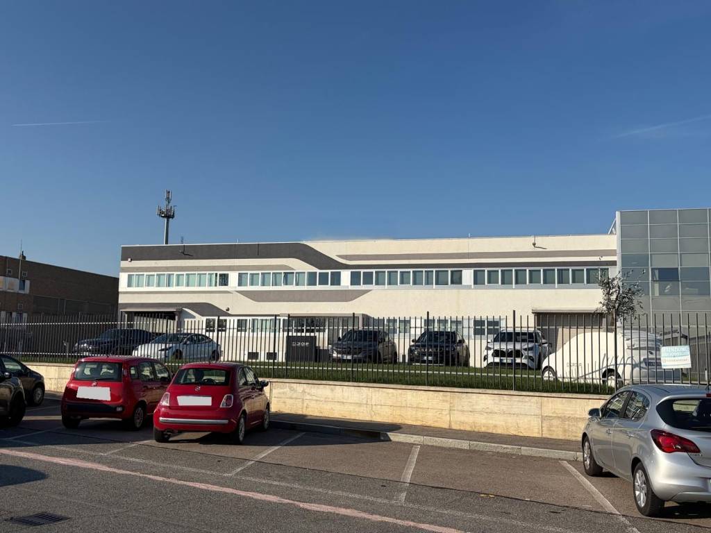 capannone in vendita a Rivoli