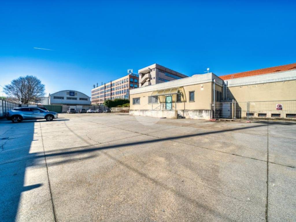 capannone in vendita a Rivoli