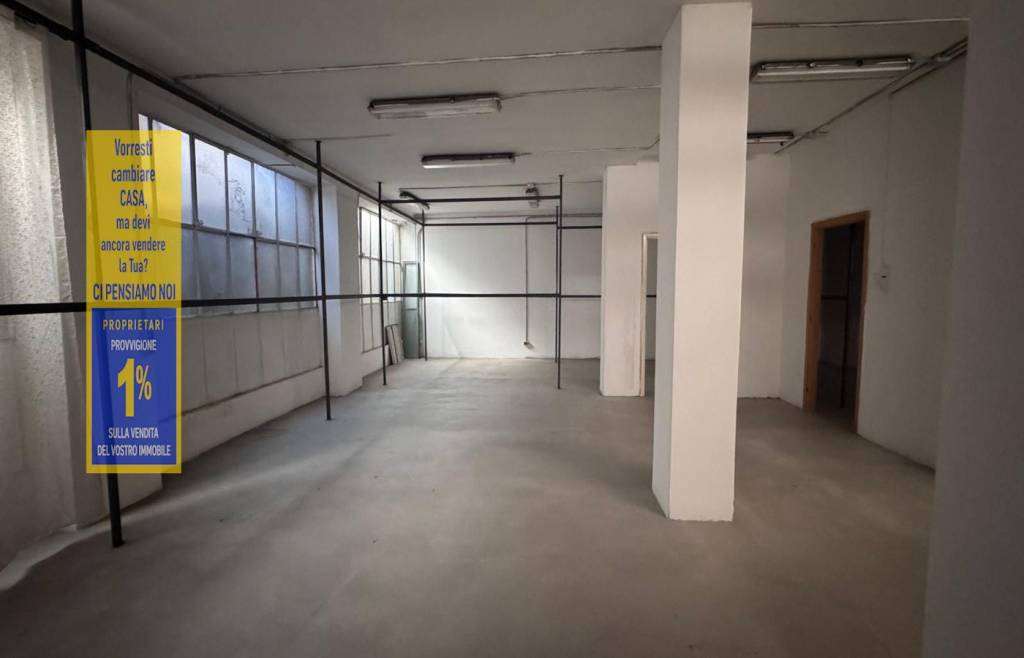 locale commerciale in vendita a Rivoli