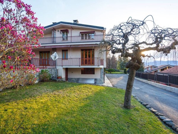 casa indipendente in vendita a Rivoli