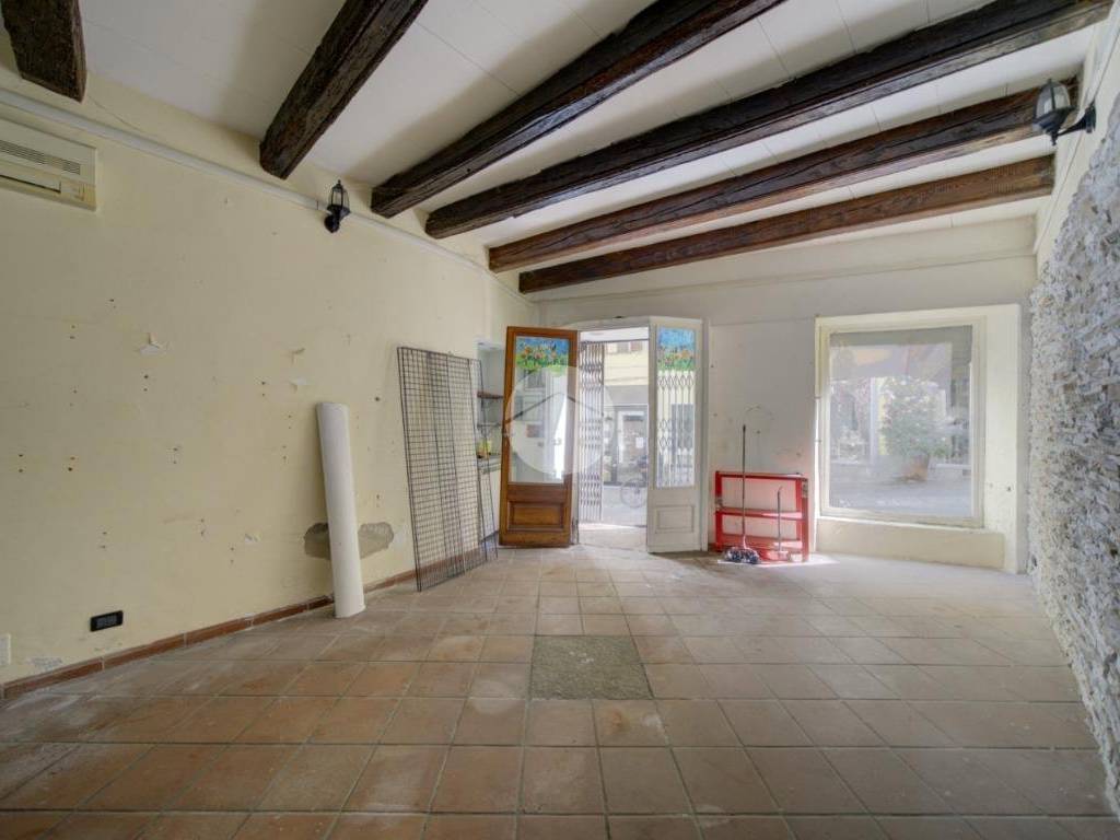 negozio in vendita a Rivoli