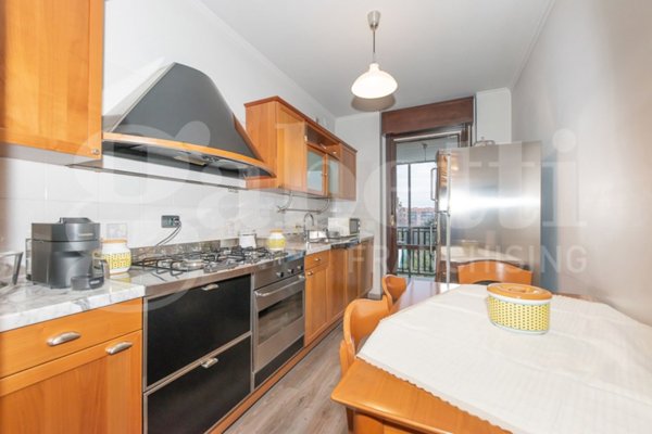 appartamento in vendita a Rivoli in zona Cascine Vica