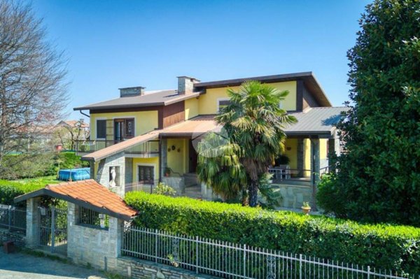 casa indipendente in vendita a Rivoli
