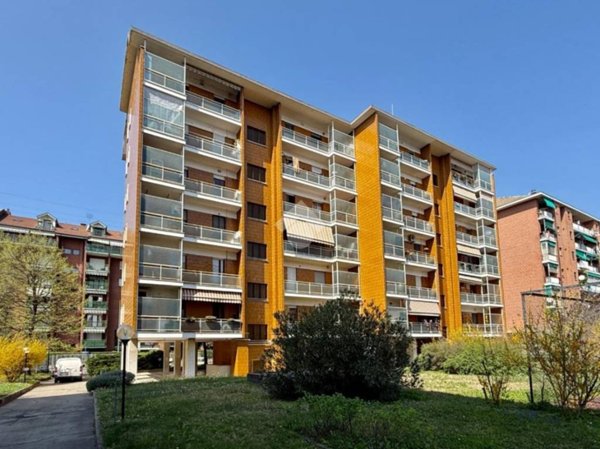 appartamento in vendita a Rivoli in zona Cascine Vica