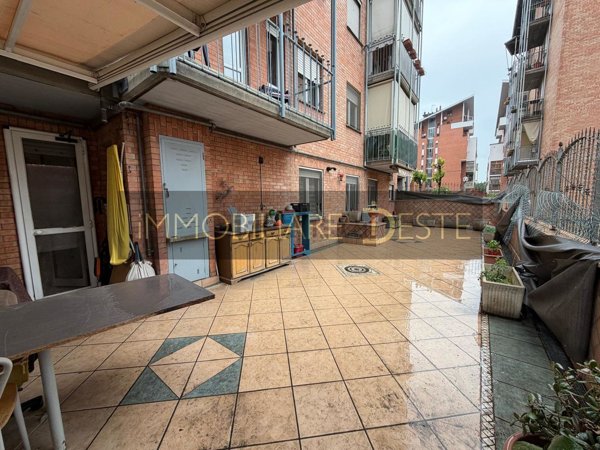 appartamento in vendita a Rivoli in zona Cascine Vica