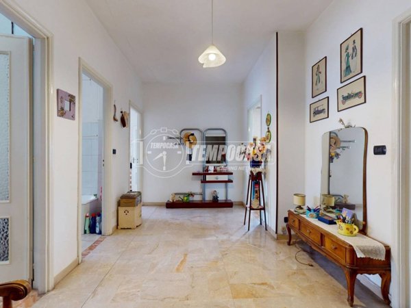 appartamento in vendita a Rivoli in zona Cascine Vica