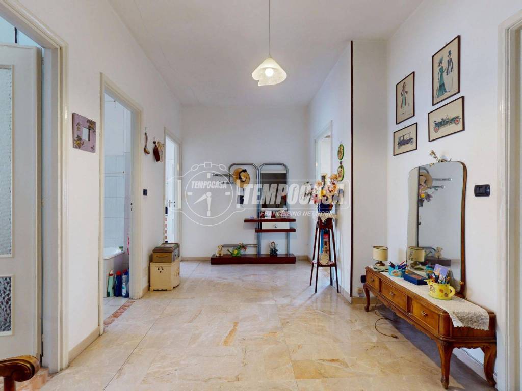 appartamento in vendita a Rivoli in zona Cascine Vica