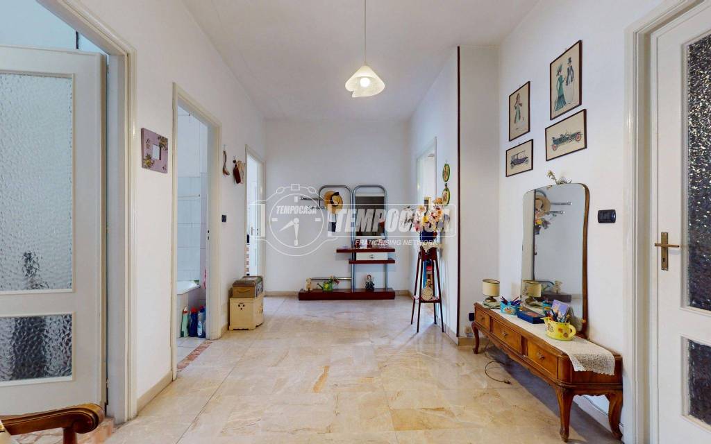 appartamento in vendita a Rivoli in zona Cascine Vica
