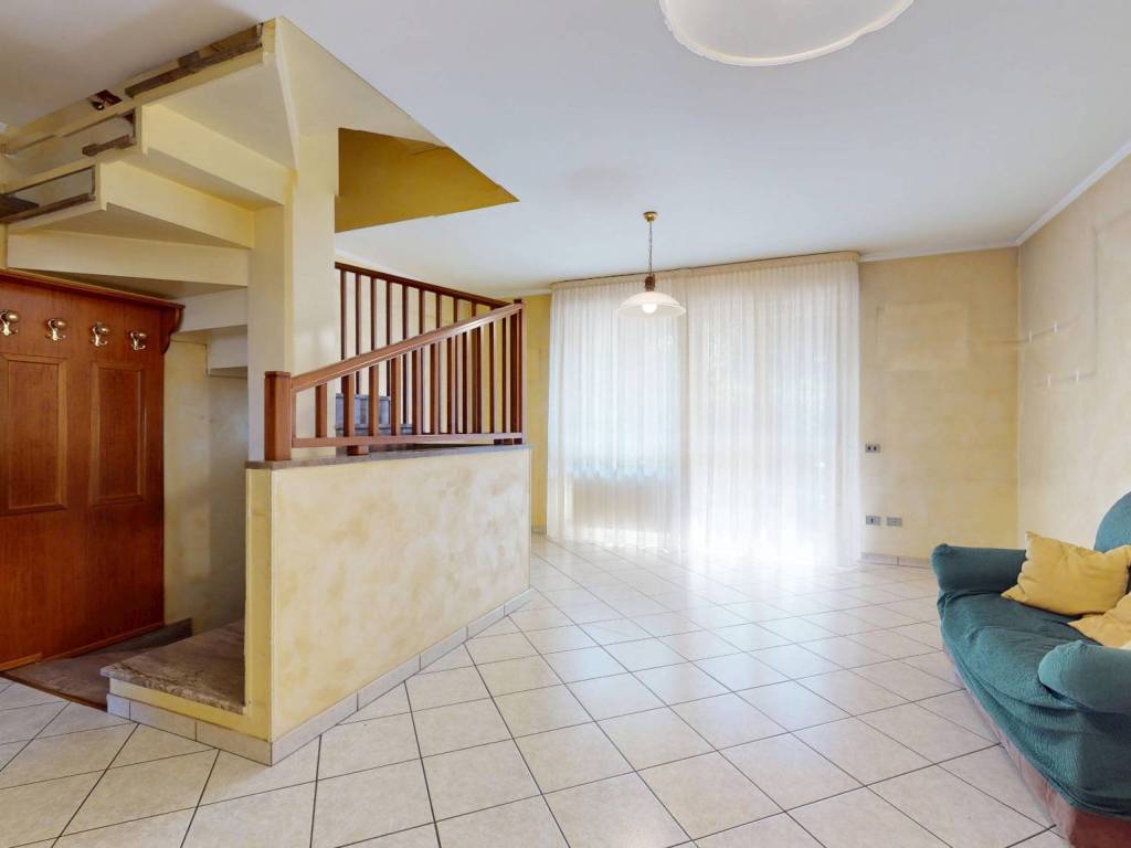 casa indipendente in vendita a Rivoli in zona Cascine Vica
