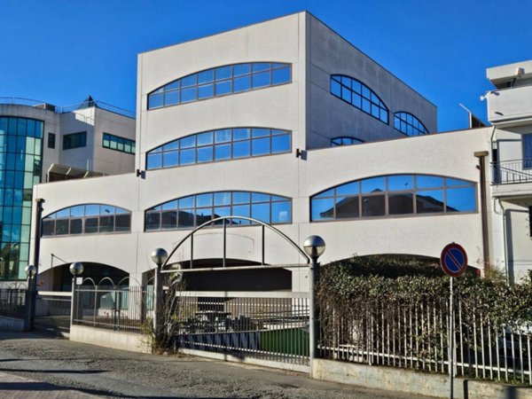 negozio in vendita a Rivoli