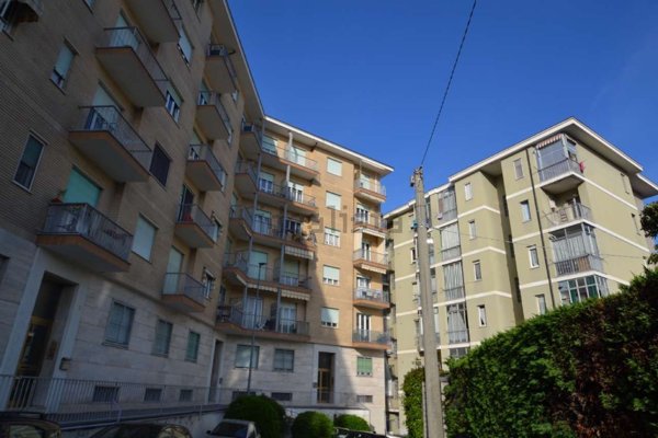 appartamento in vendita a Rivoli in zona Cascine Vica