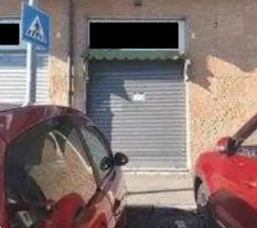 negozio in vendita a Rivoli in zona Cascine Vica