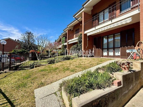 casa indipendente in vendita a Rivoli in zona Cascine Vica