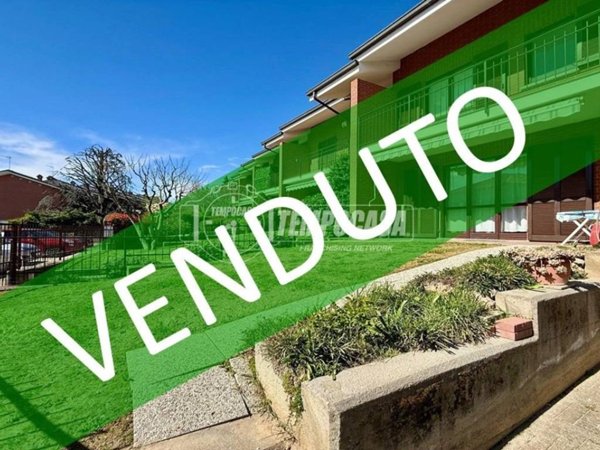 casa indipendente in vendita a Rivoli in zona Cascine Vica