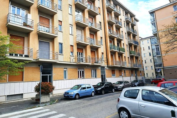 appartamento in vendita a Rivoli in zona Bruere