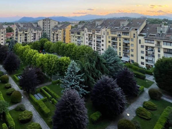 appartamento in vendita a Rivoli in zona Cascine Vica