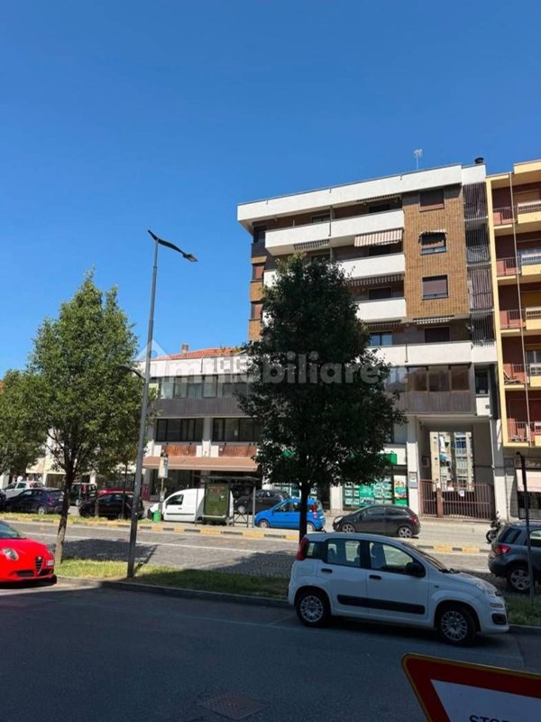 appartamento in vendita a Rivoli in zona Bruere