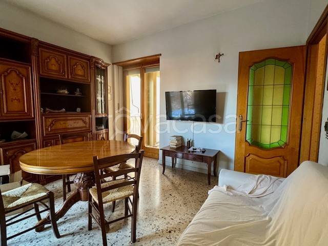 appartamento in vendita a Rivoli in zona Cascine Vica