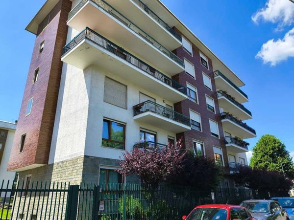 appartamento in vendita a Rivoli in zona Bruere