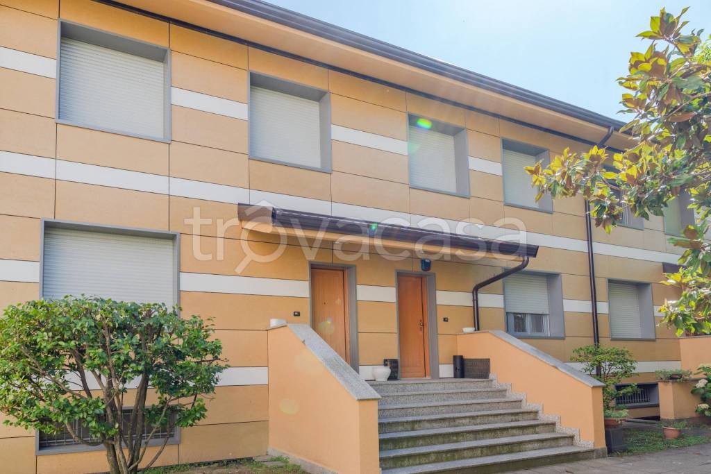 casa indipendente in vendita a Rivoli