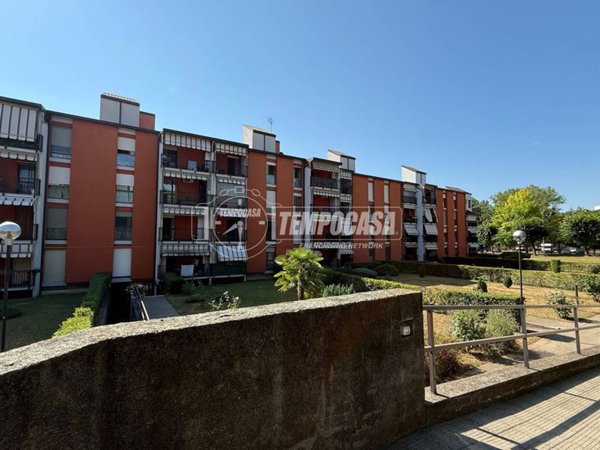 appartamento in vendita a Rivoli in zona Cascine Vica