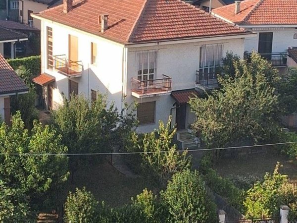 casa indipendente in vendita a Rivoli