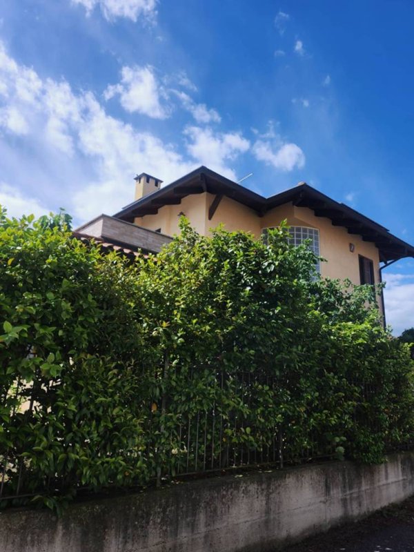 casa indipendente in vendita a Rivoli