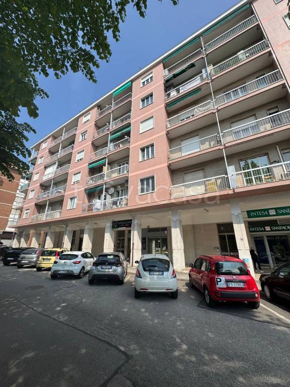 appartamento in vendita a Rivoli in zona Cascine Vica
