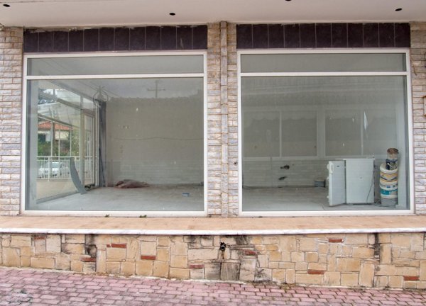 negozio in vendita a Rivoli in zona Cascine Vica
