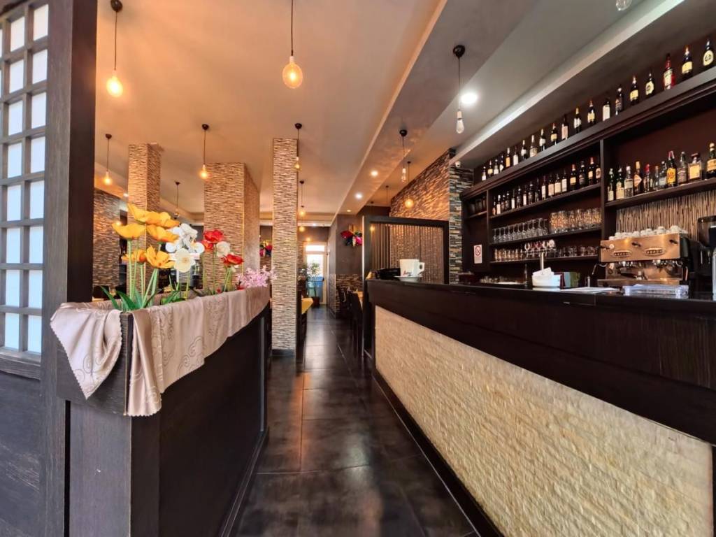 negozio in vendita a Rivoli